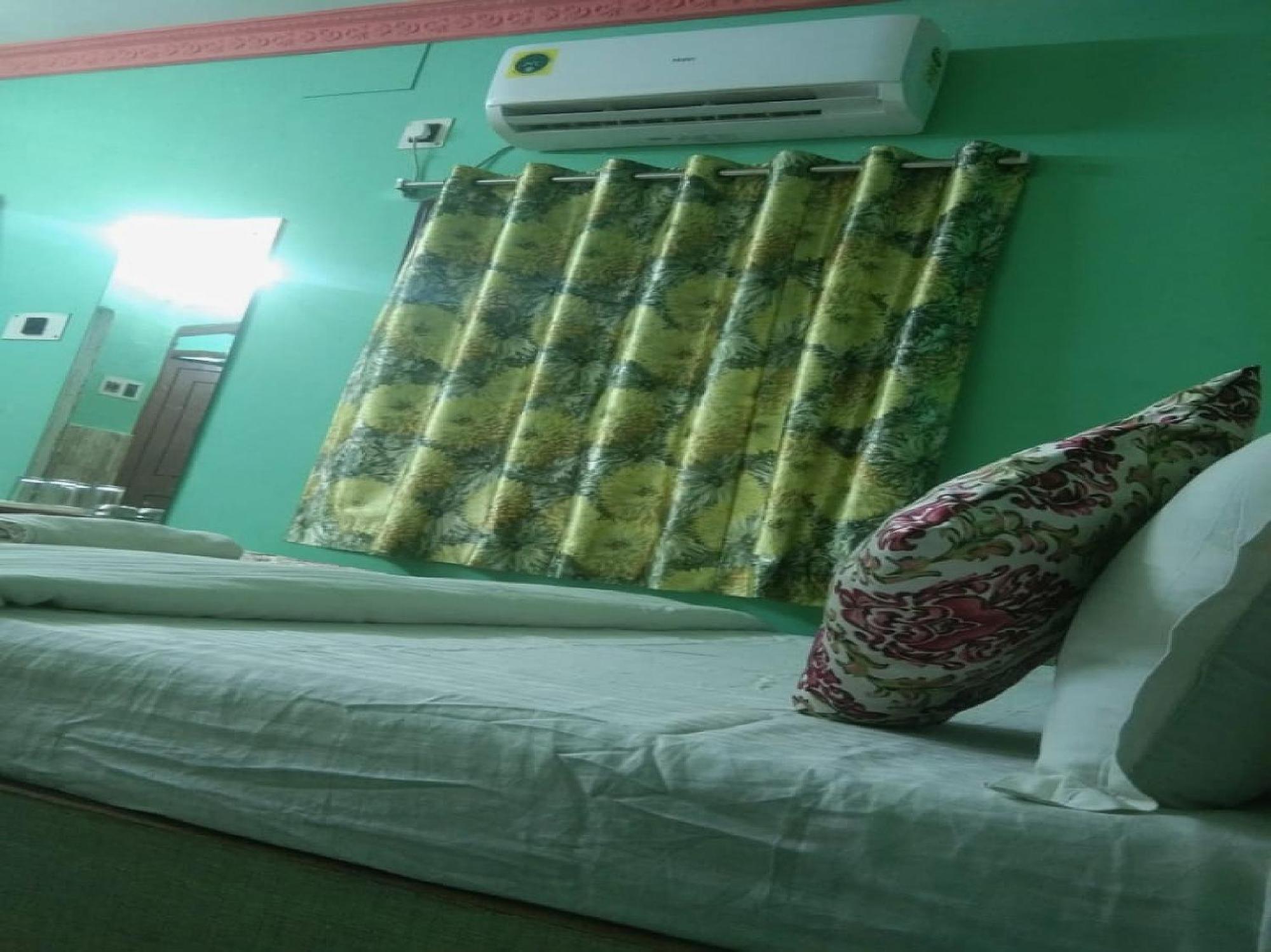 Hotel O Palace Inn Near Acropolis Mall Jādabpur Exteriör bild